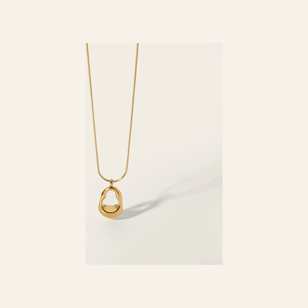 Colar Ovum VIATRIX – pendente oval dourado